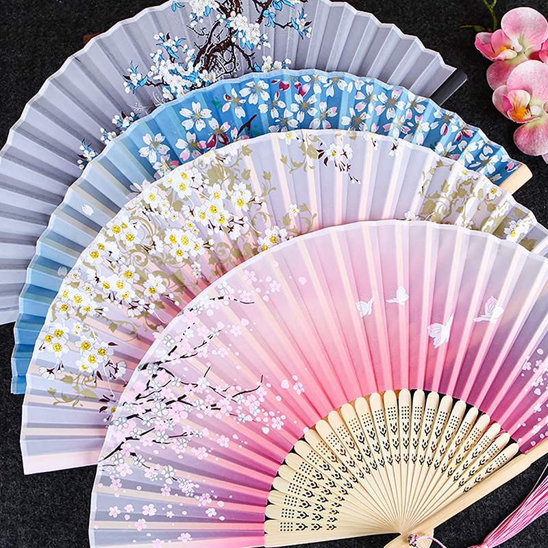 Vintage Style Silk Folding Fan - Art Craft And Cloth のレビューと価格