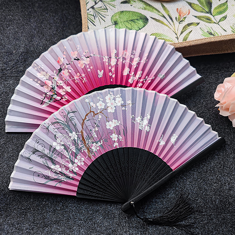 Vintage Style Silk Folding Fan - Art Craft And Cloth のレビューと価格