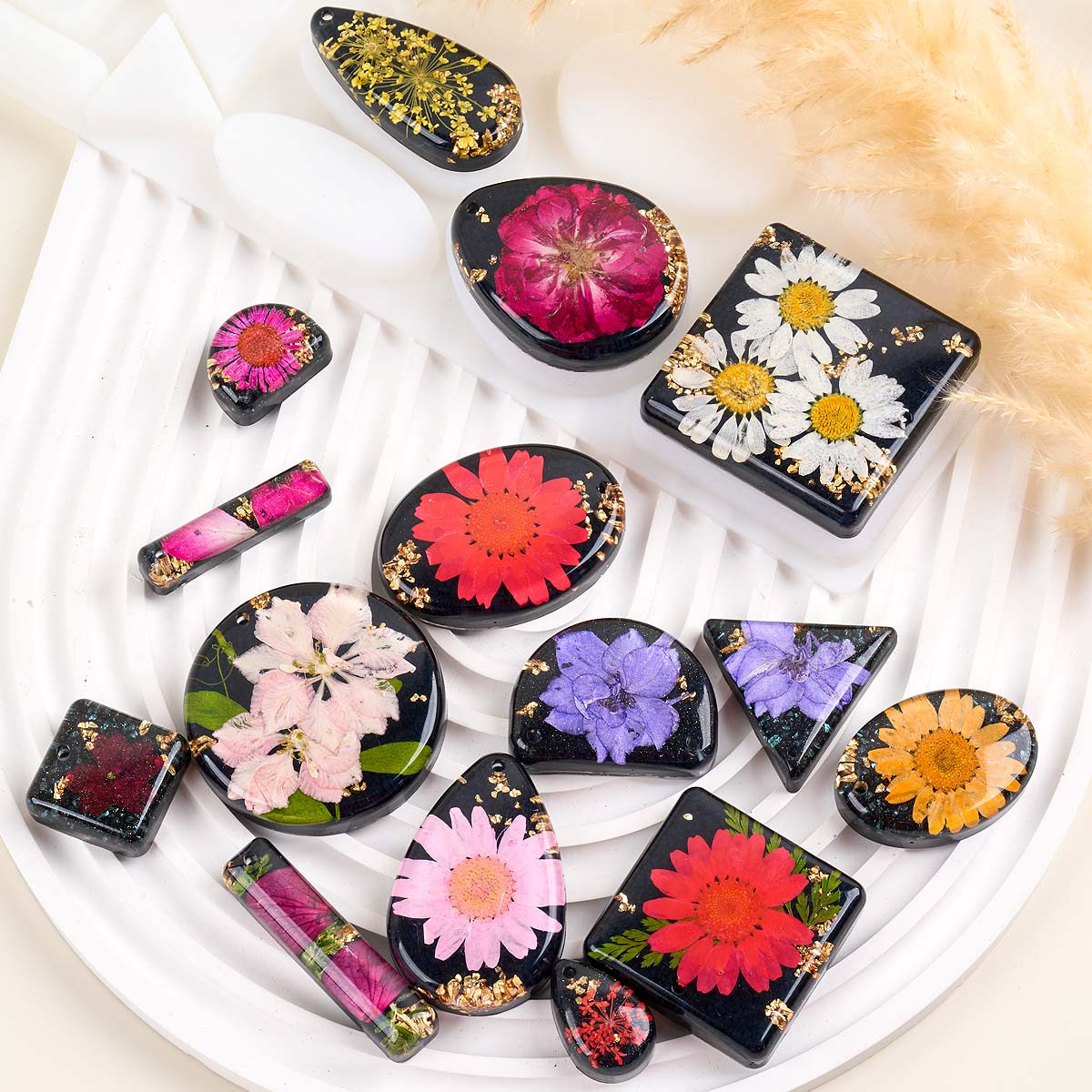 Time Stone Pendant Silicone Mo - The Art And Craft Of Jewelry のレビューと価格