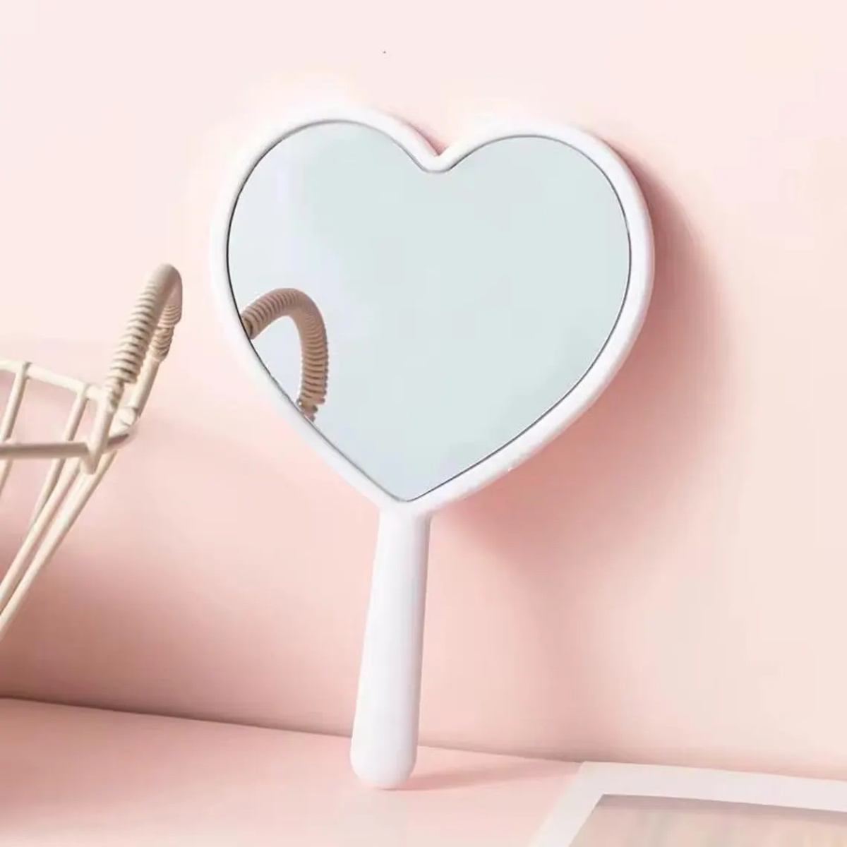 Heart Decoden Handheld Mirror: - Art Craft Earth Day のレビューと価格